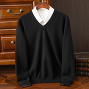 Elegancki Sweter z Dekoltem w Serek