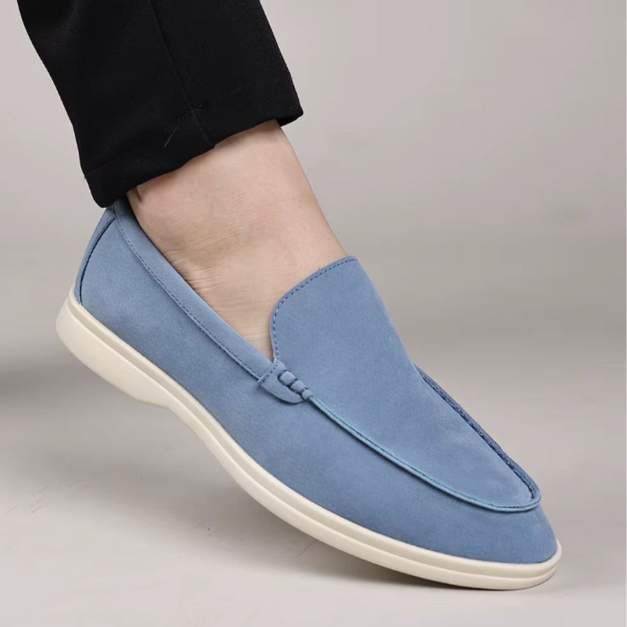 Klasyczne zamszowe loafersy