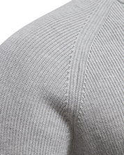 Sweter Salvatore na Zamek