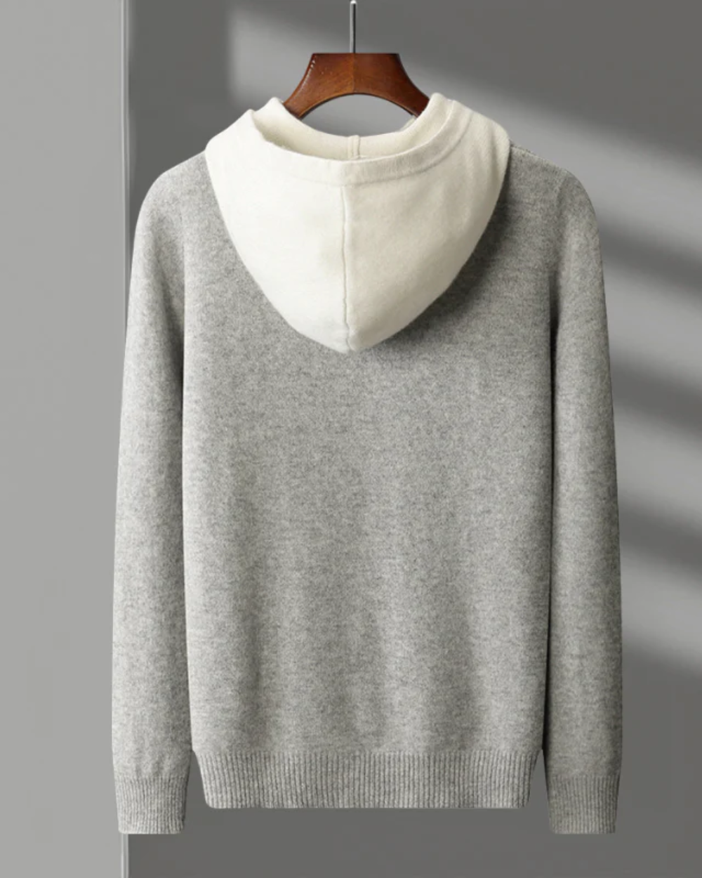 Hoodie z wełny merino Nova