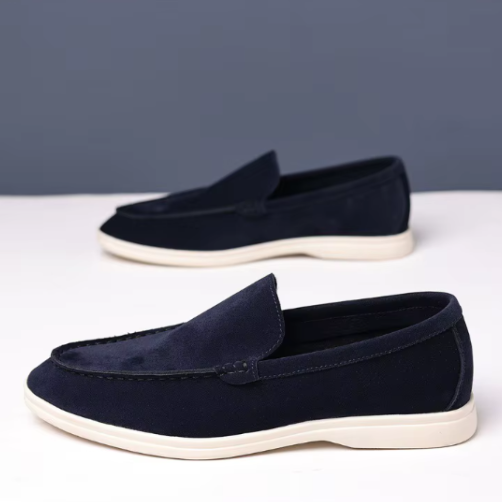 Klasyczne zamszowe loafersy