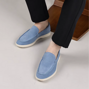 Klasyczne zamszowe loafersy