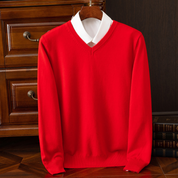 Elegancki Sweter z Dekoltem w Serek