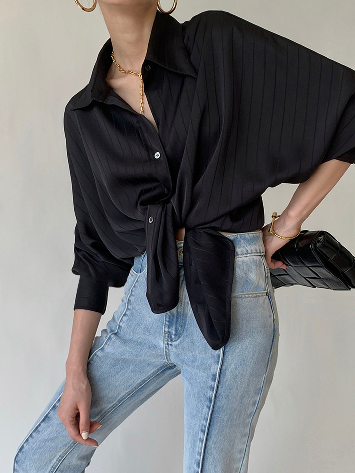 Koszula Charlotte w rozmiarze oversize z guzikami i kołnierzykiem