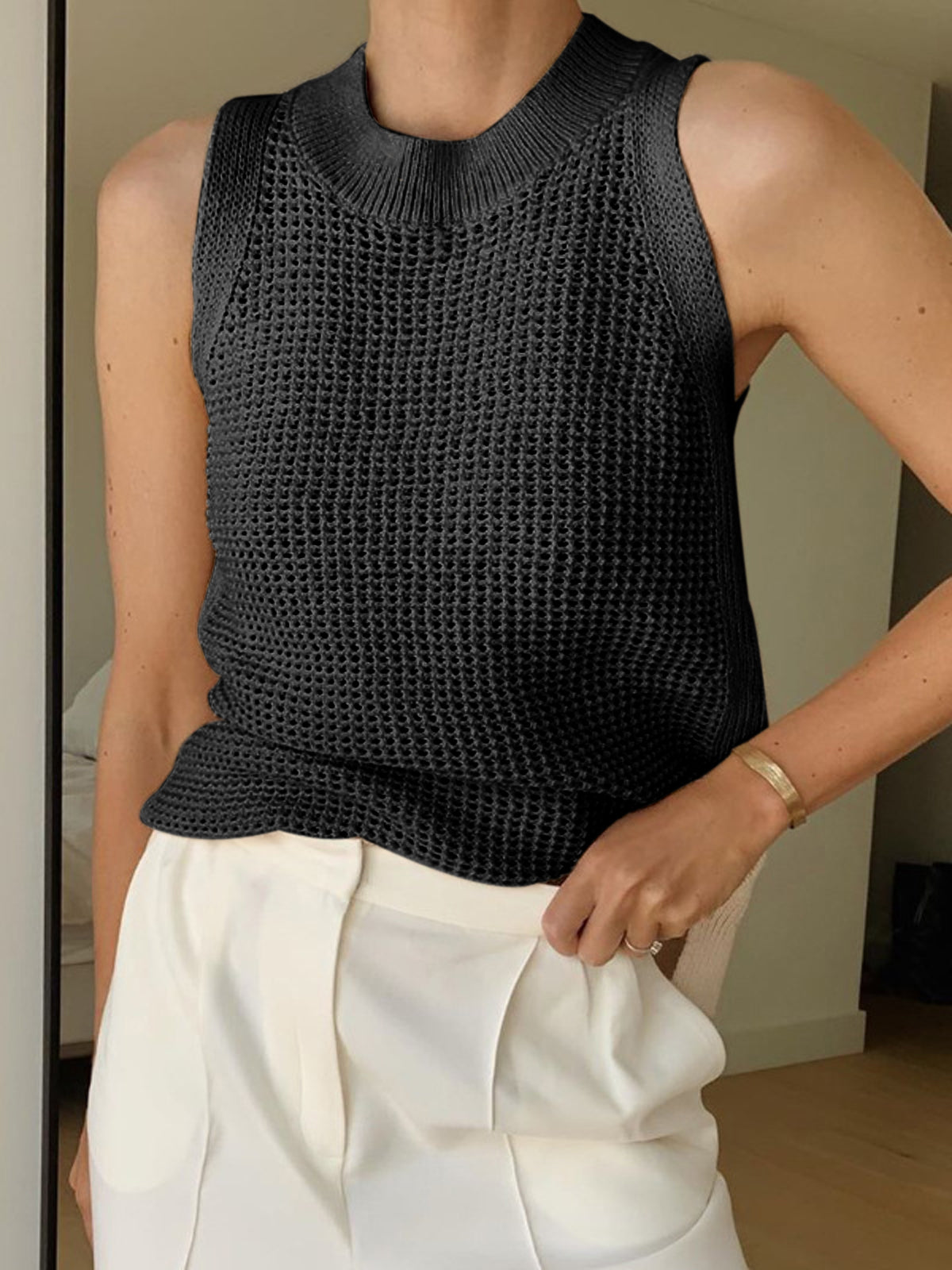 Top bez rękawów Knit Hollow