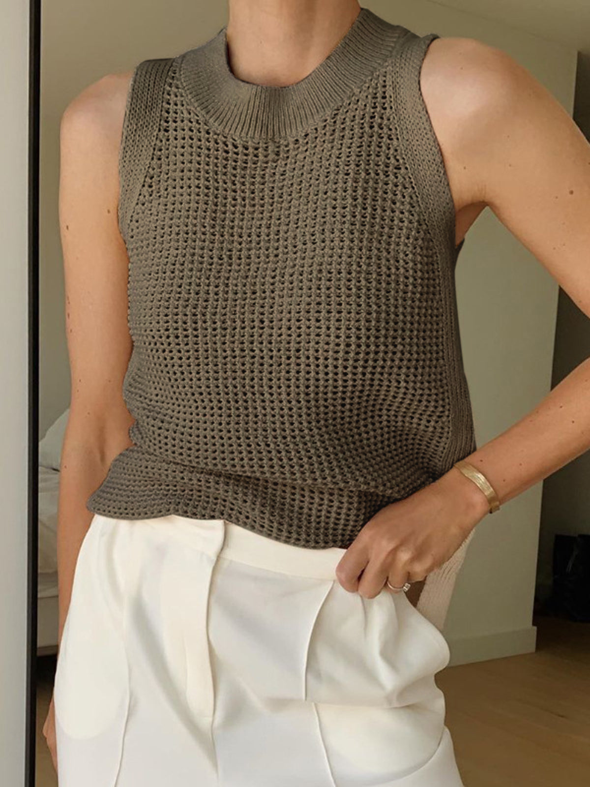 Top bez rękawów Knit Hollow
