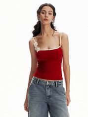 Top Cami Bodycon z Kwiatowym Kontrastowym Wykończeniem