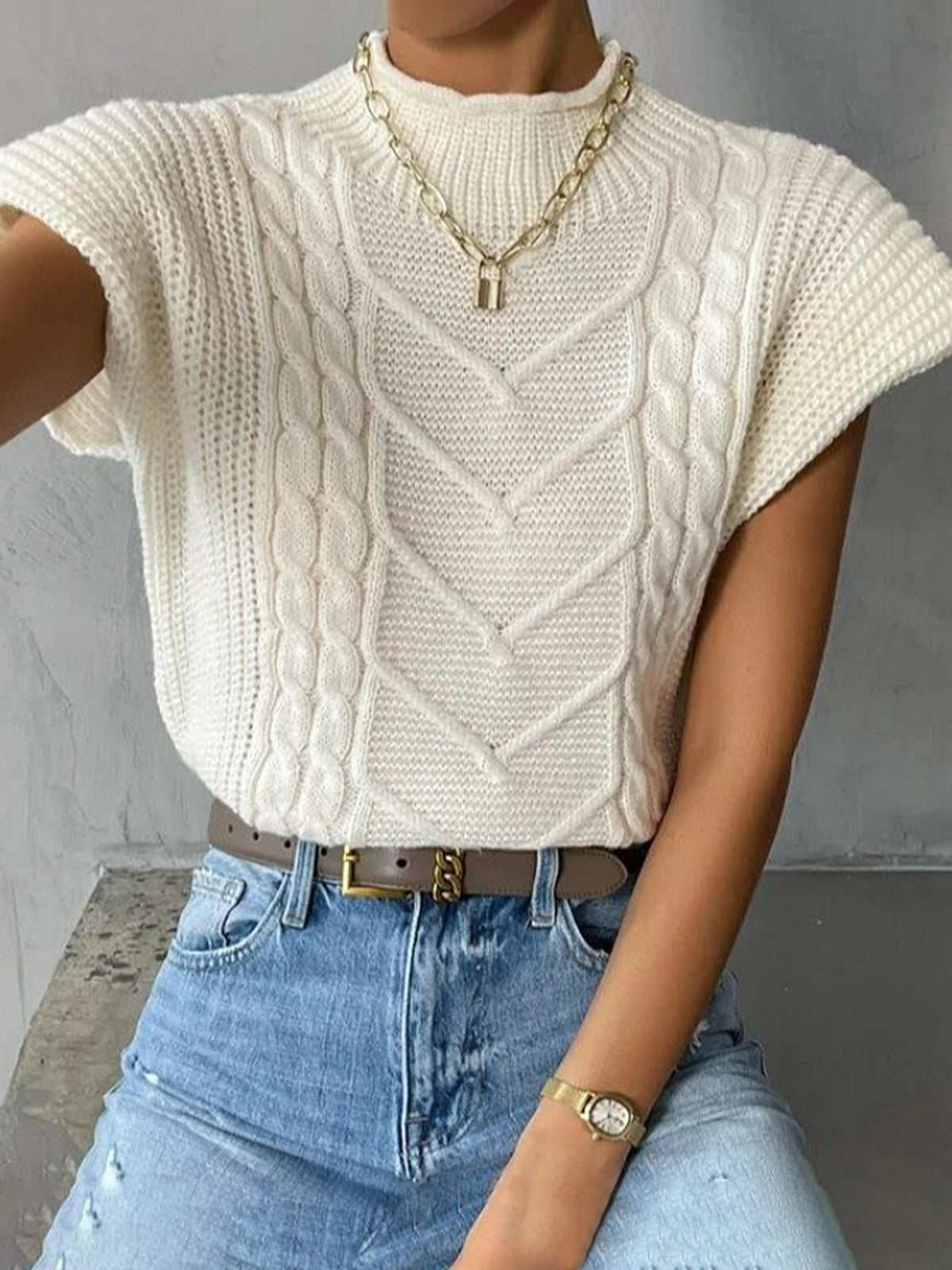 Gładki sweter bez rękawów