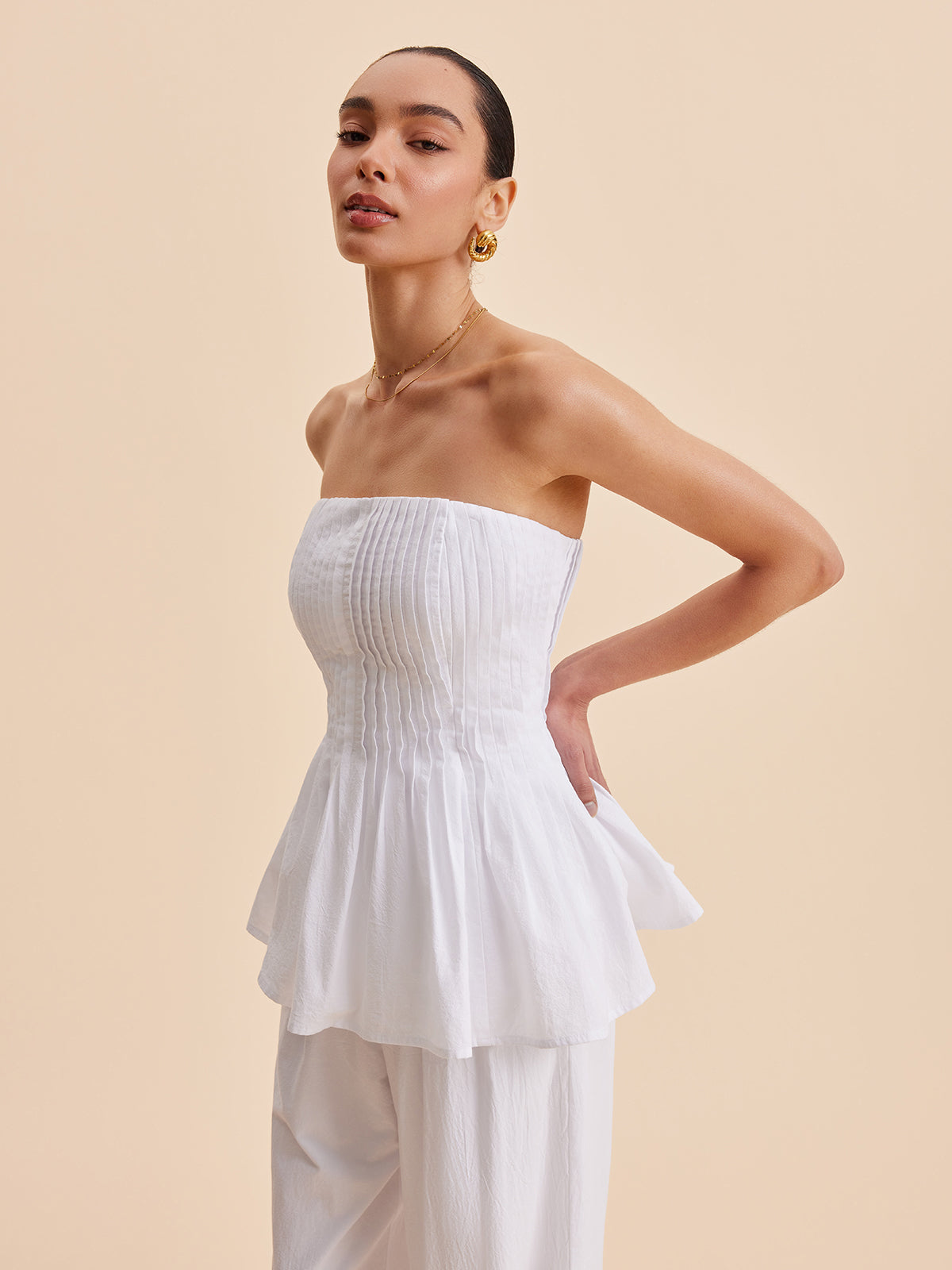 Bawełnowy plisowany top peplum bez ramiączek