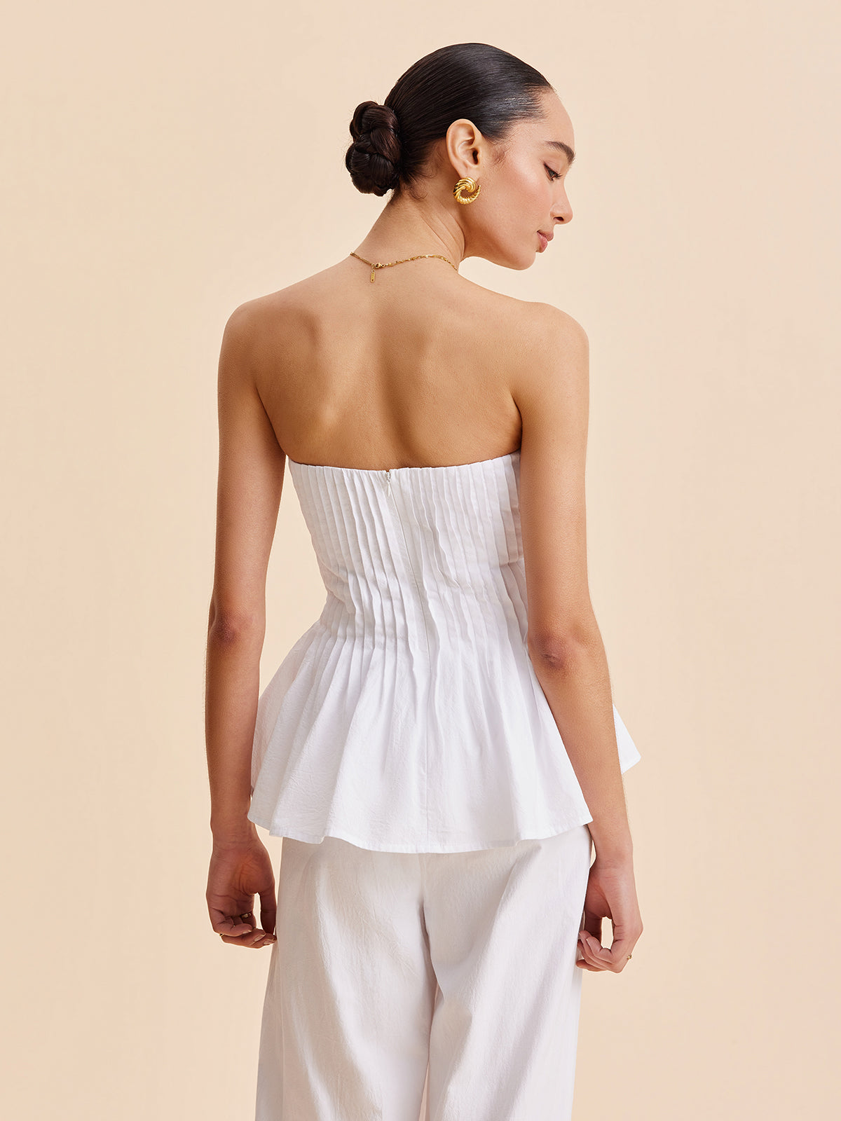 Bawełnowy plisowany top peplum bez ramiączek