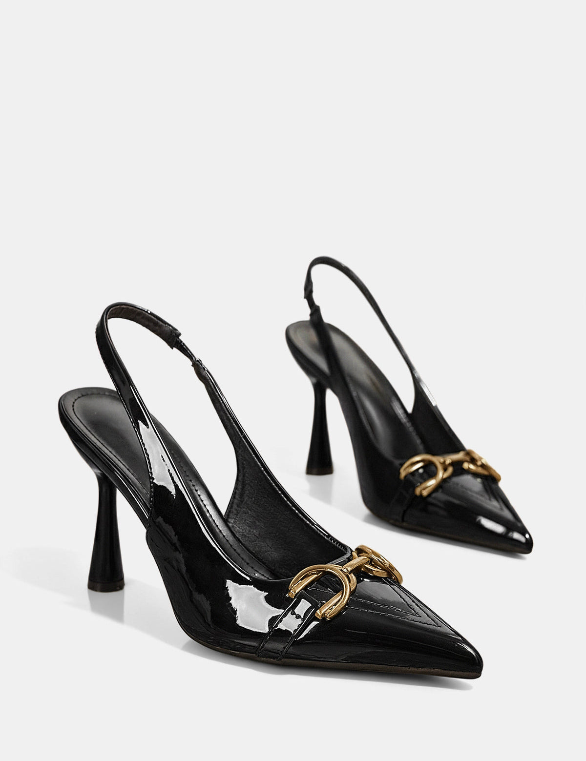 Pumps z detalem Horsebit na obcasie