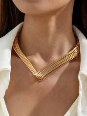 Naszyjnik Choker w Kształcie V z Wieloma Splotami