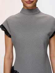 Top z koronkowym wykończeniem w wzór houndstooth z kołnierzem