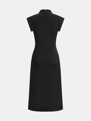 Sukienka midi bodycon bez rękawów z klamrą