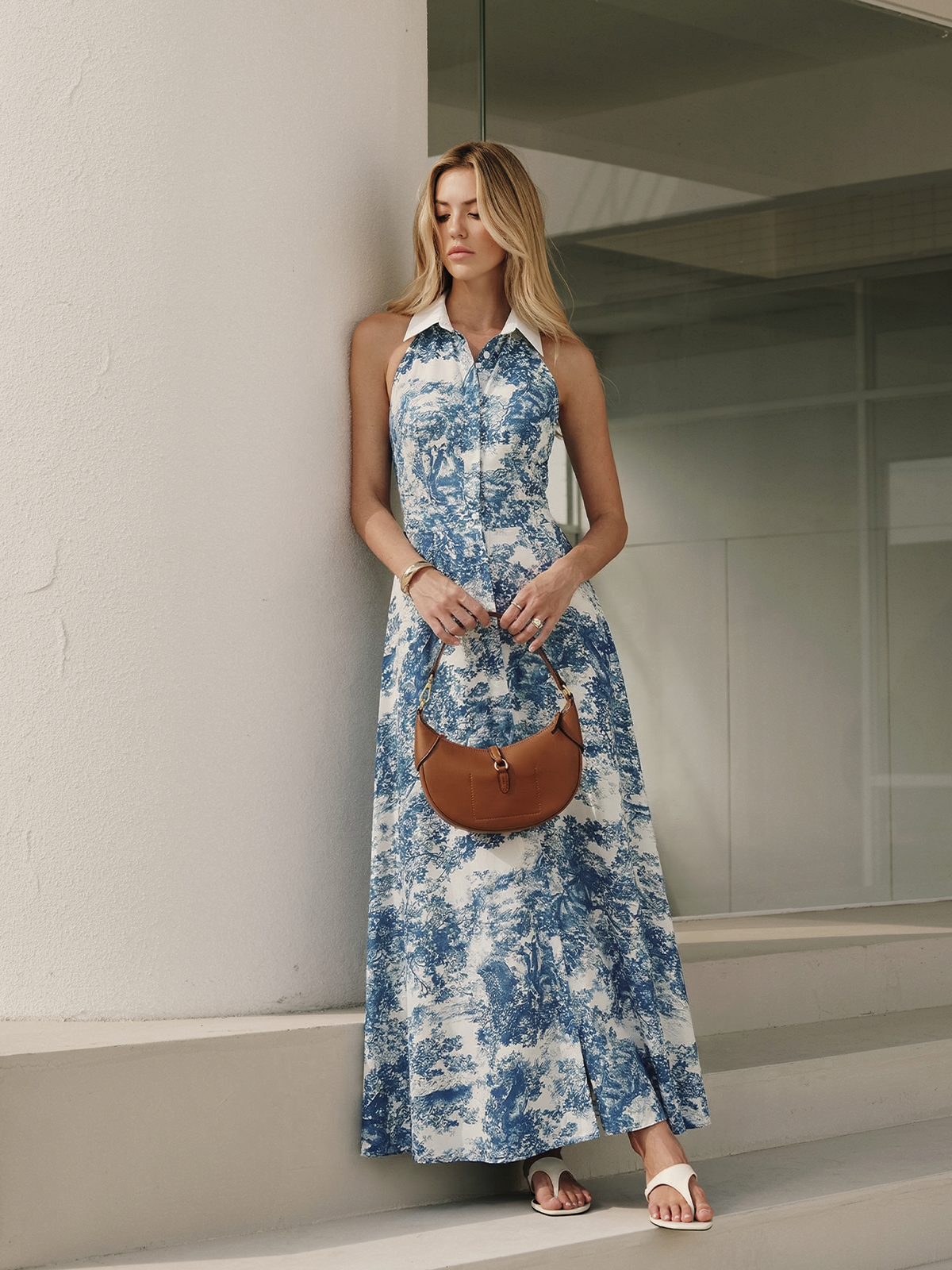 Sukienka maxi z guzikami w print w kwiaty