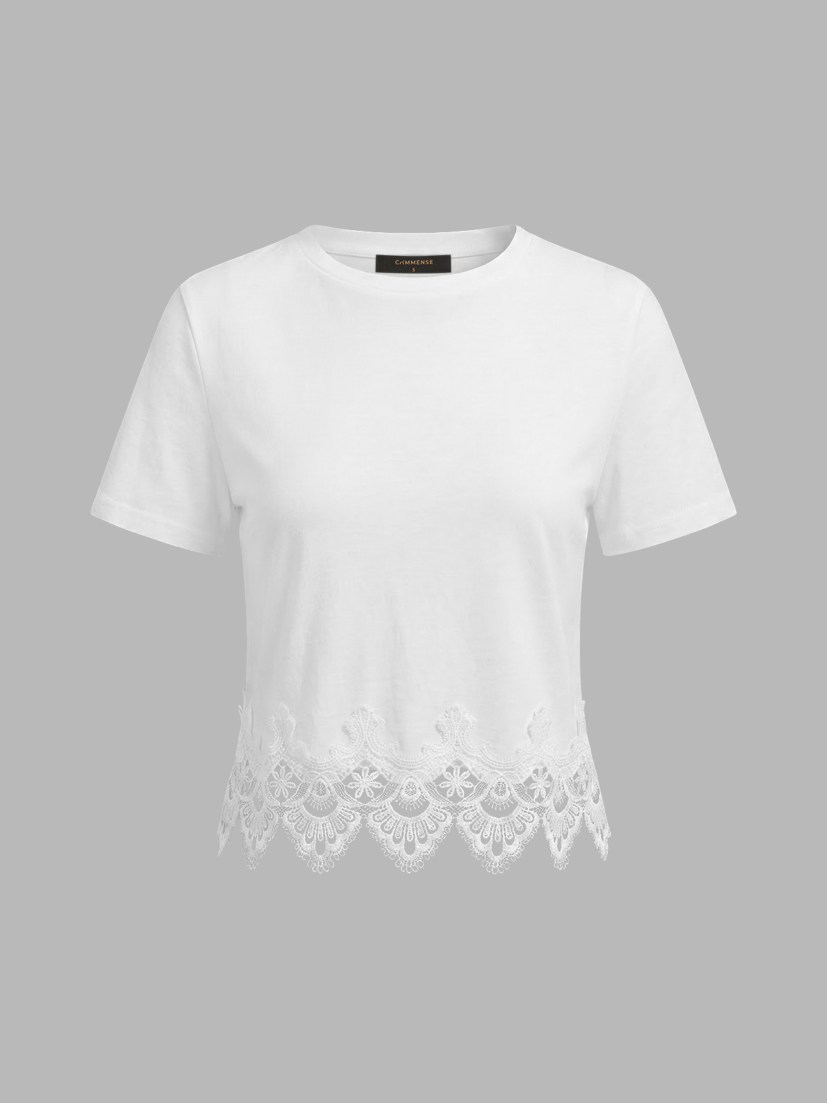 Crop Top z Koronkowym Wykończeniem i Krótkim Rękawem