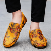 Skórzane loafersy z kwiatami
