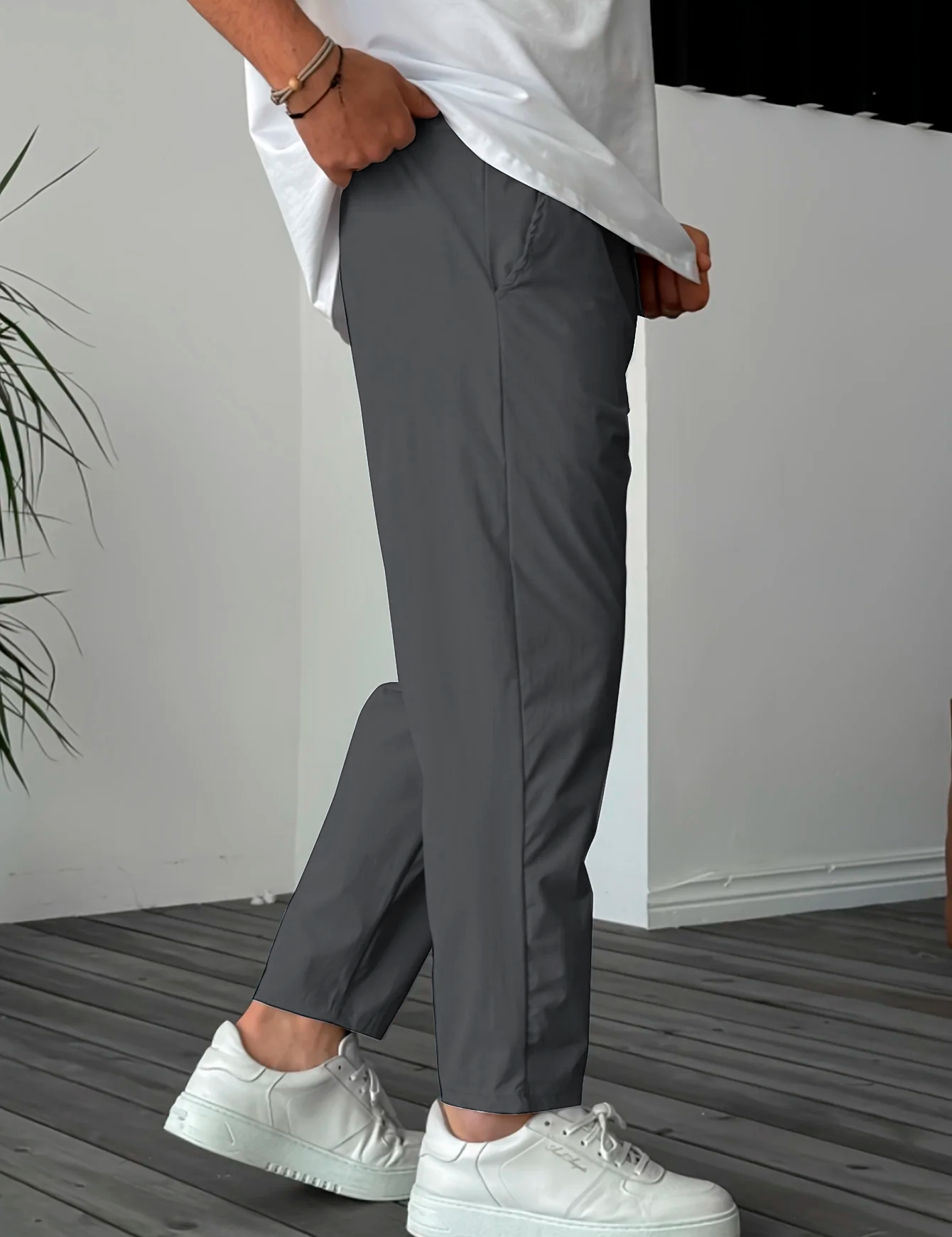 Essential-Tapered-Drawstring-Trousers-10.png