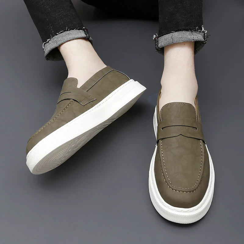 Eleganckie skórzane slip-ony