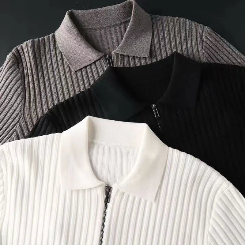 Elegancki sweter z zamkiem w paski