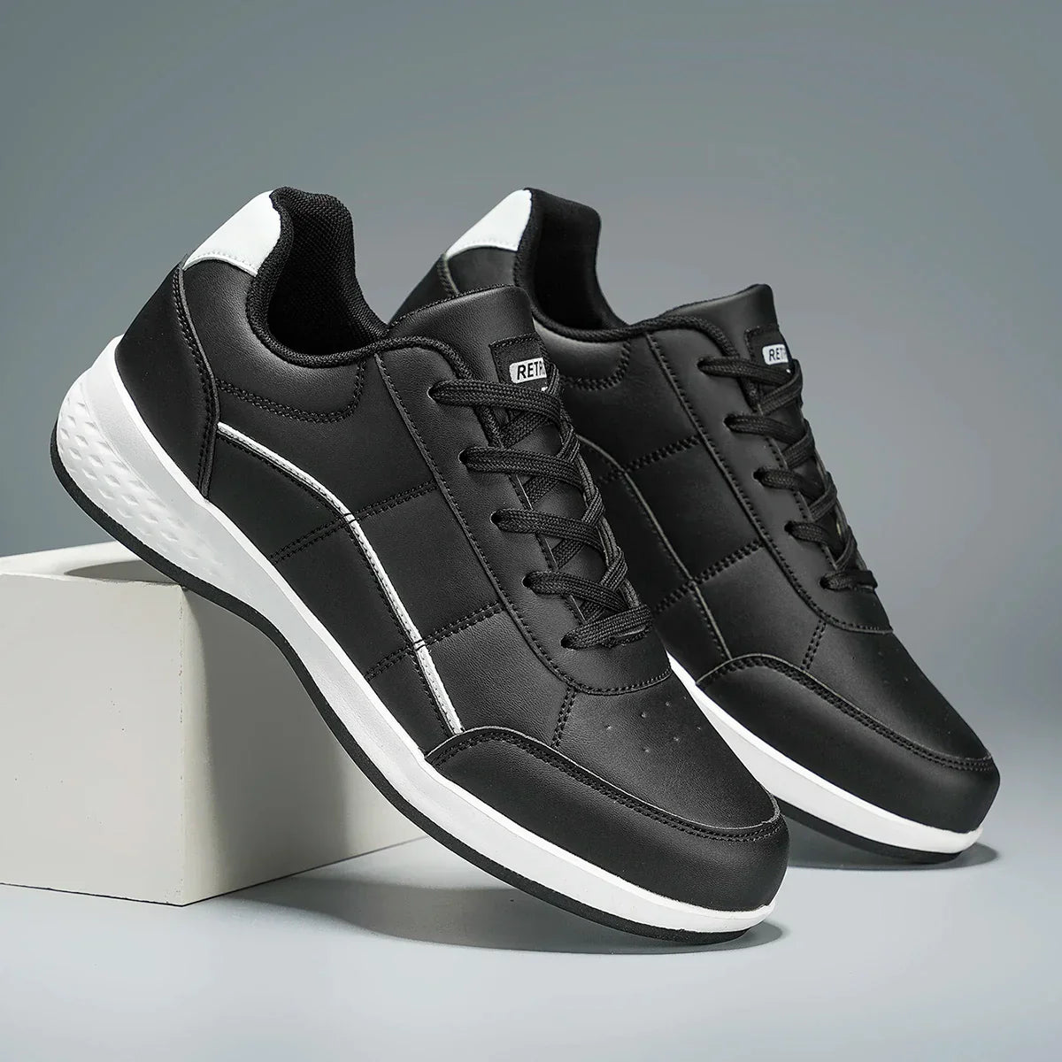 Stylowe Skórzane Sneakersy