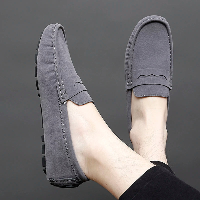 Loafers z zamszu