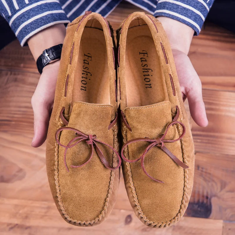 Miękkie zamszowe loafersy