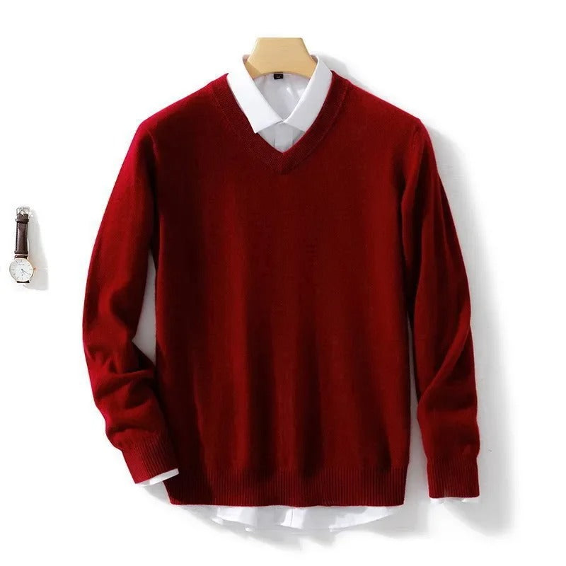 Elegancki Sweter z Dekoltem w Serek