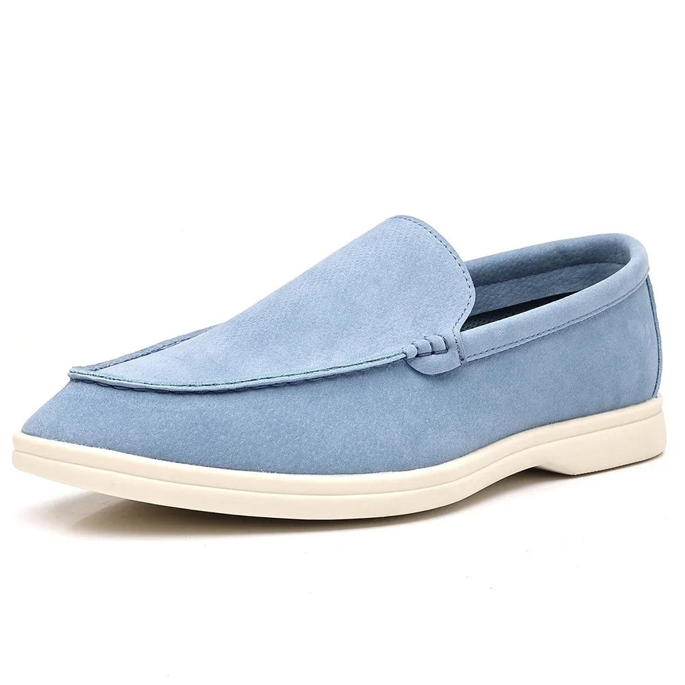 Klasyczne zamszowe loafersy