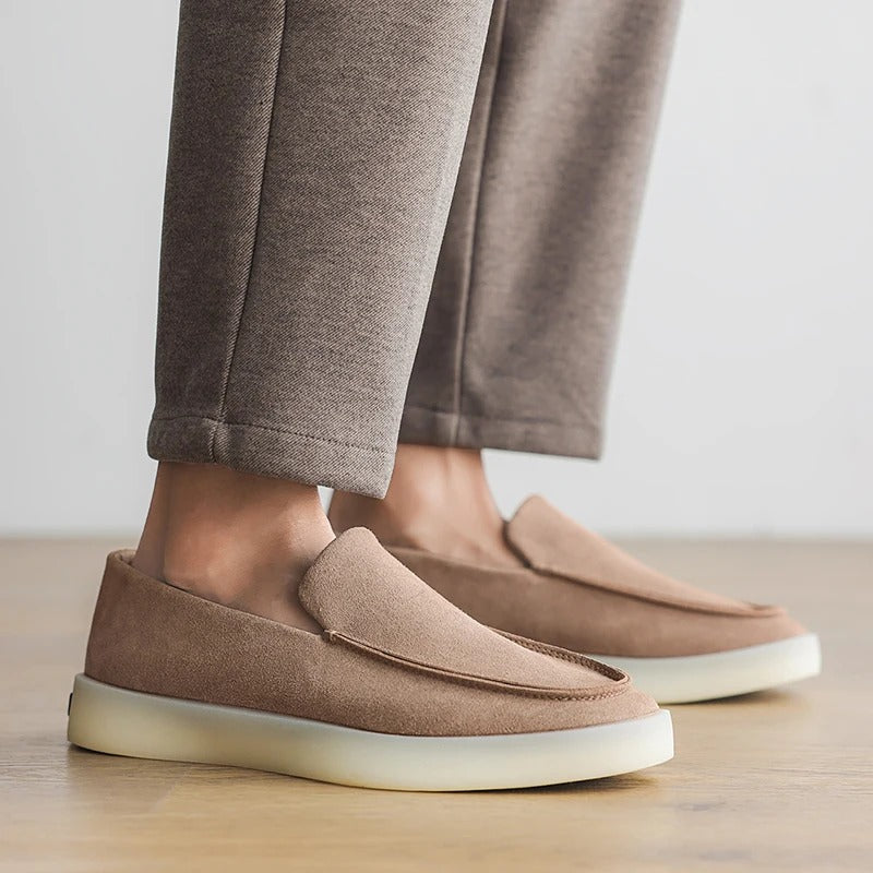 Klasyczne zamszowe loafersy biznesowe