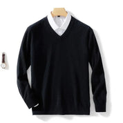 Elegancki Sweter z Dekoltem w Serek